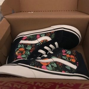 NEW Vans Toddler Size 8